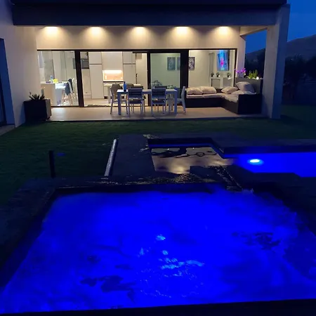 Tatil Evi Laian Triquivijate